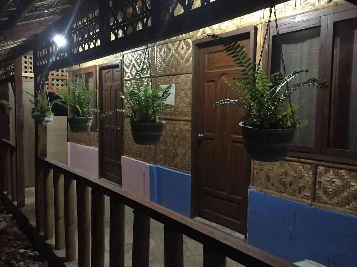 Bohemian Bohol Hostel Panglao